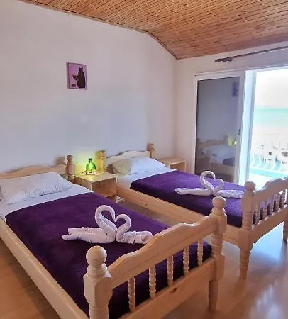 Apartment Bradley Apartmants Hr *