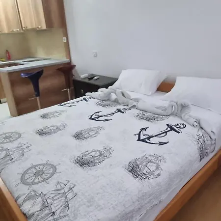 Bradley Apartmants Hr * Račišće